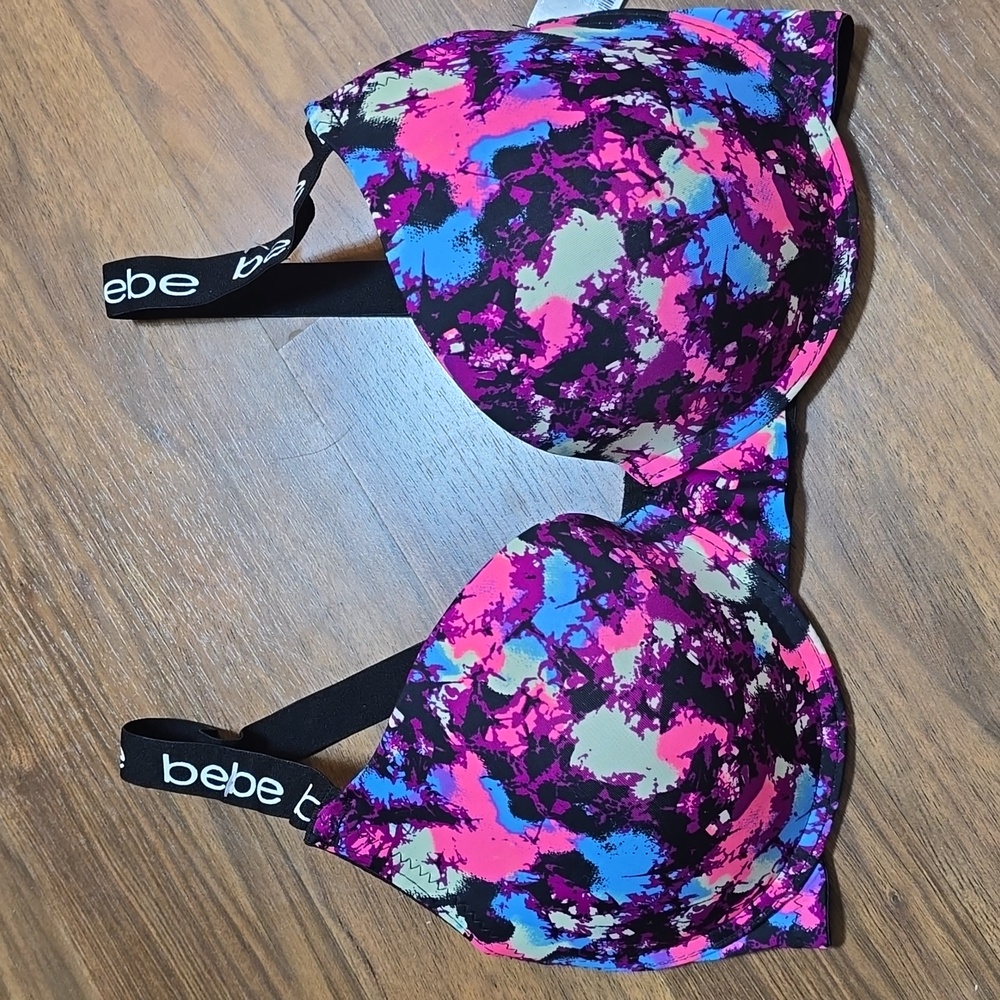 bebe Vibrant Multicolor Underwire Gentle Lift Bra - 34DD
